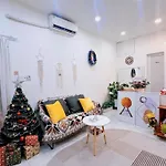 Co May Homestay